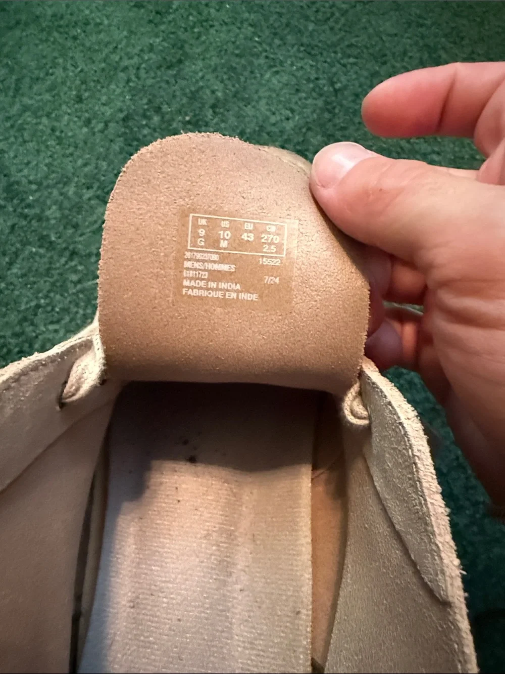 Clarks Men’s tan Suede Chukka Boots
